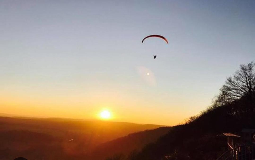 Escale Chambre D'Hotes Au Coeur Du Vieux Profondeville Entre Namur Et Dinant Bagian luar foto