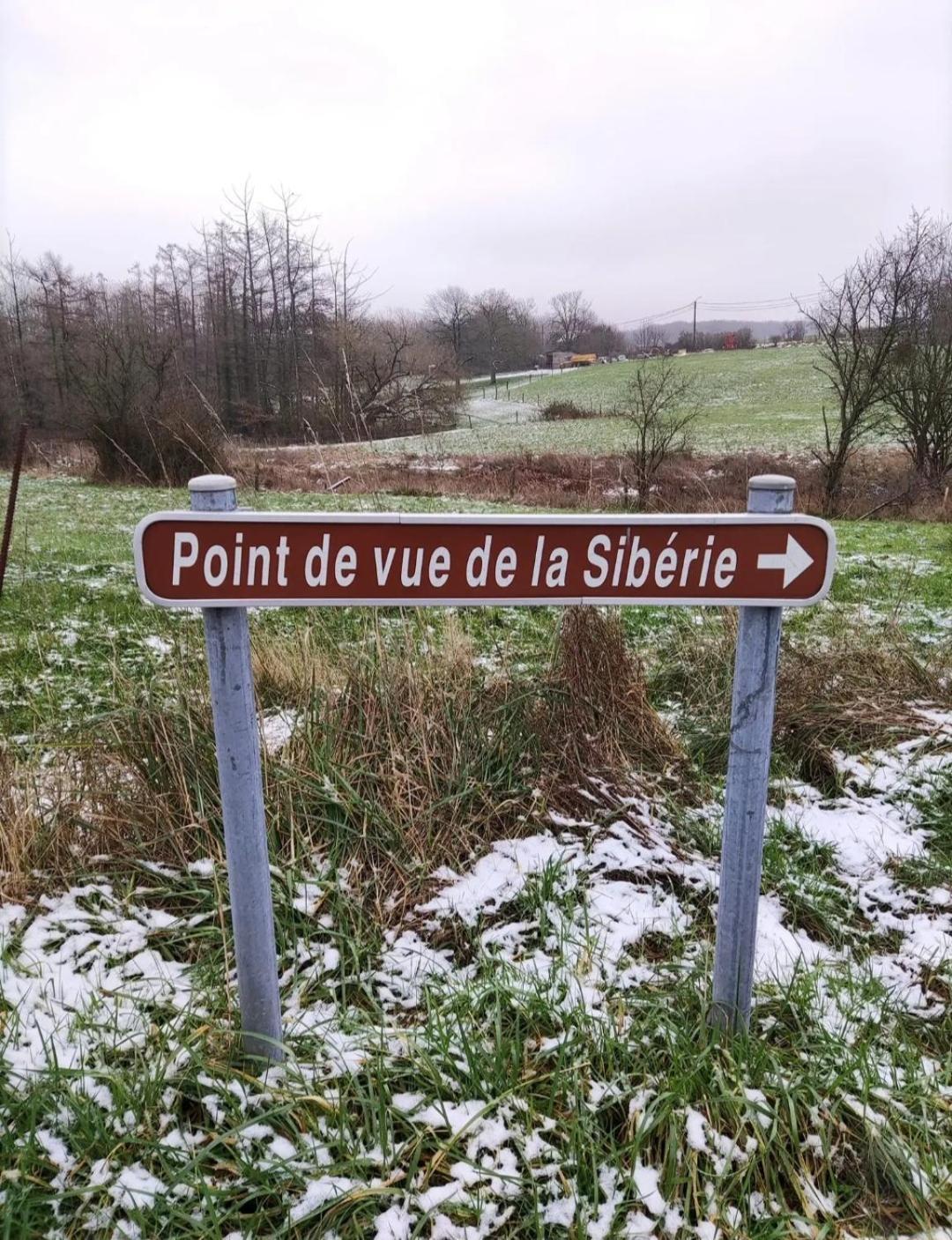 Escale Chambre D'Hotes Au Coeur Du Vieux Profondeville Entre Namur Et Dinant Bagian luar foto